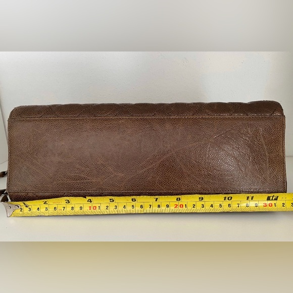 Authentic CHANEL Crumpled Grained Calfskin CC Crave Flap Brown - Picture 8 of 10